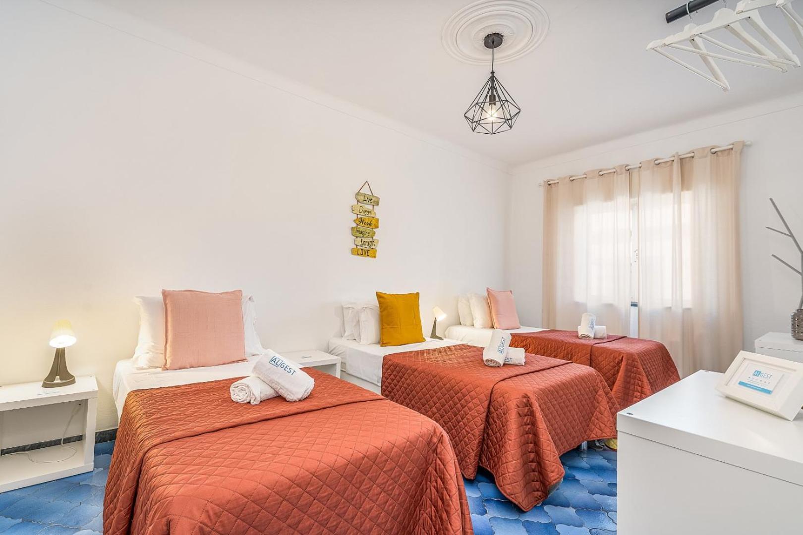 House Lagoon Homestay